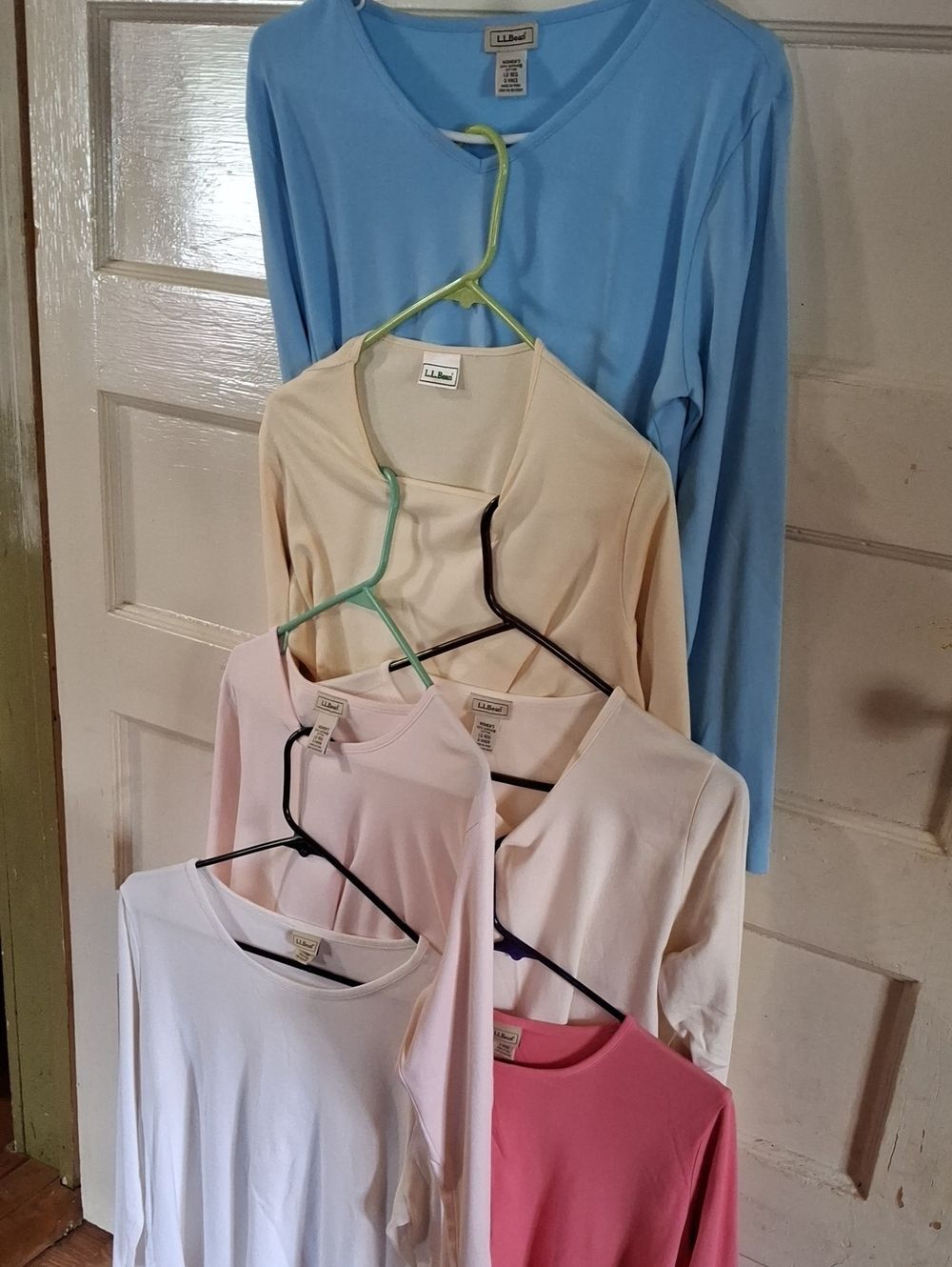 Lot of 6 L.L. Bean Long Sleeve Crewneck Tops in Multiple Colors (Mis510)